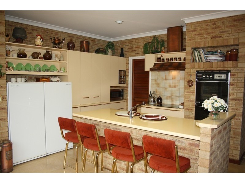 18 Marmion St West, Katanning WA 6317