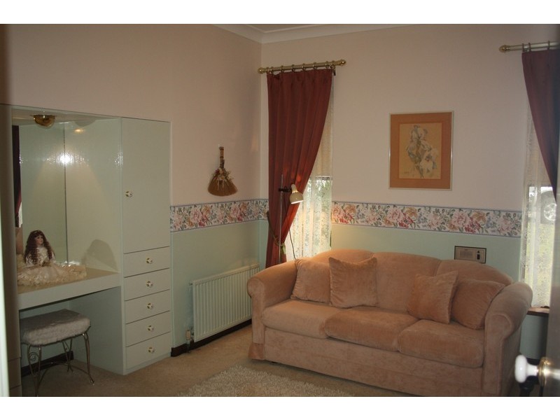 18 Marmion St West, Katanning WA 6317