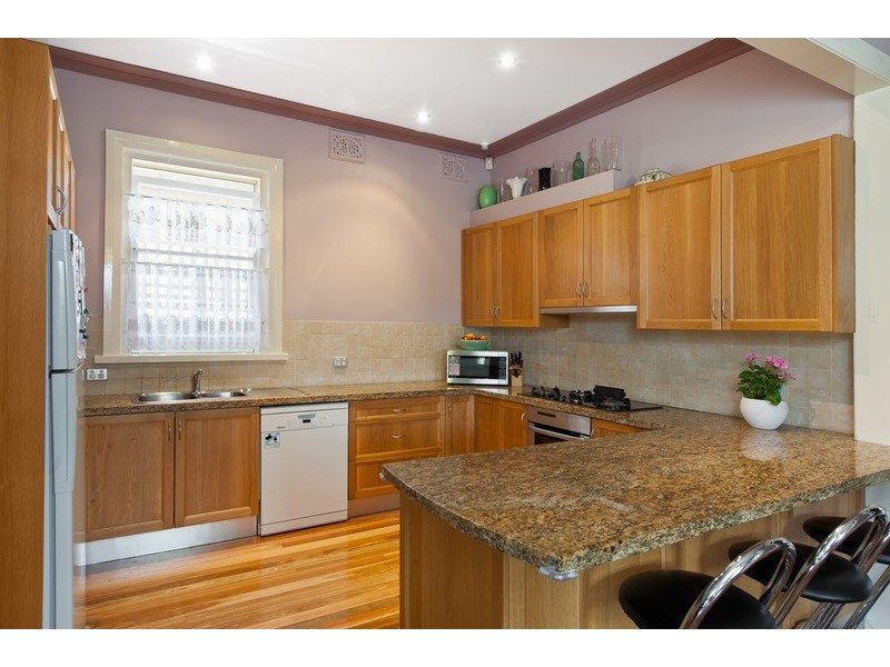 30 Kingsland Road Sth, Bexley NSW 2207
