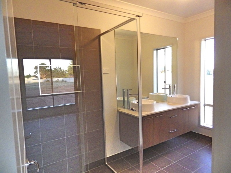 73 Lettie Street, Narrandera NSW 2700