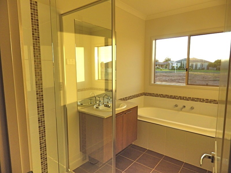 73 Lettie Street, Narrandera NSW 2700