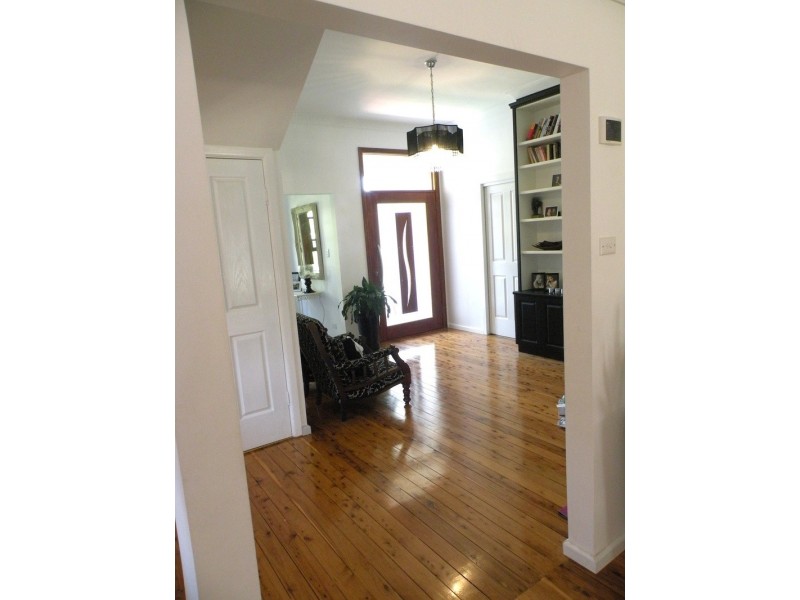 18 May Street, Narrandera NSW 2700