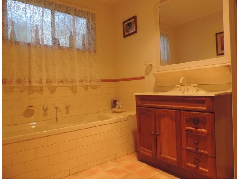 62 Wade Street, Golden Square VIC 3555