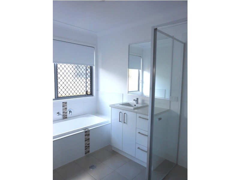 108 Cothill Road, Silkstone QLD 4304