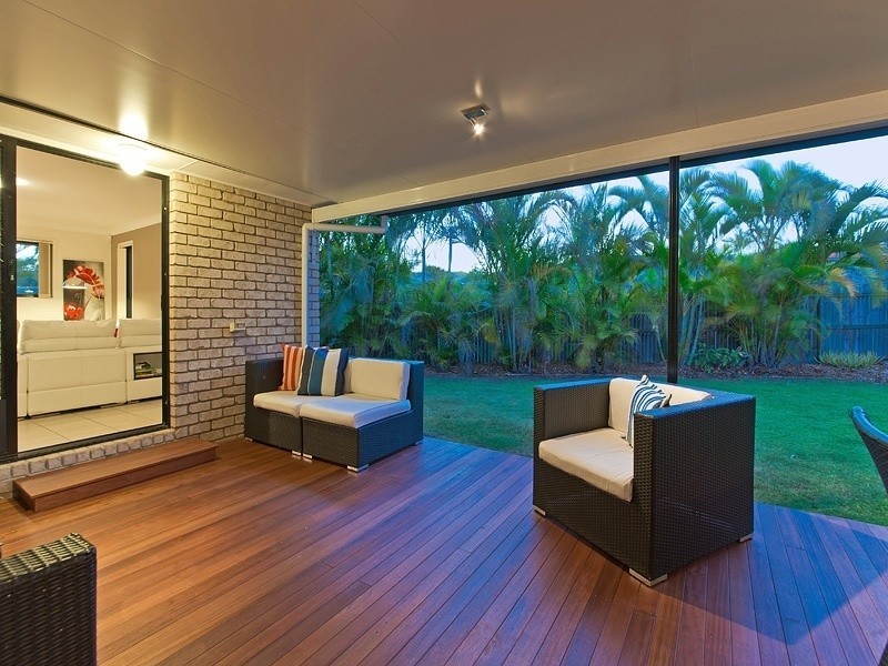 19 Kyndalyn Close, Upper Kedron QLD 4055