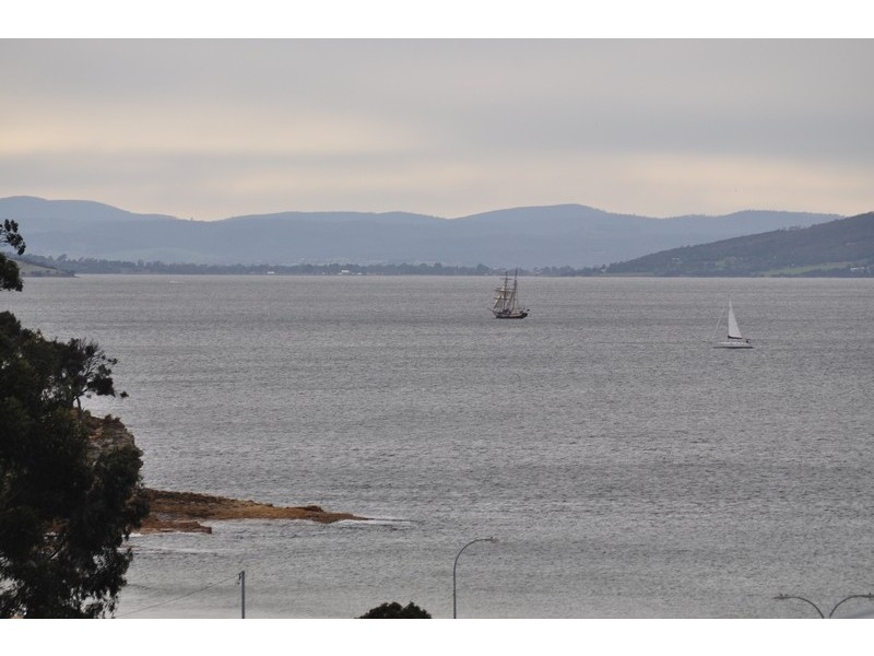 17 View Street, Blackmans Bay TAS 7052