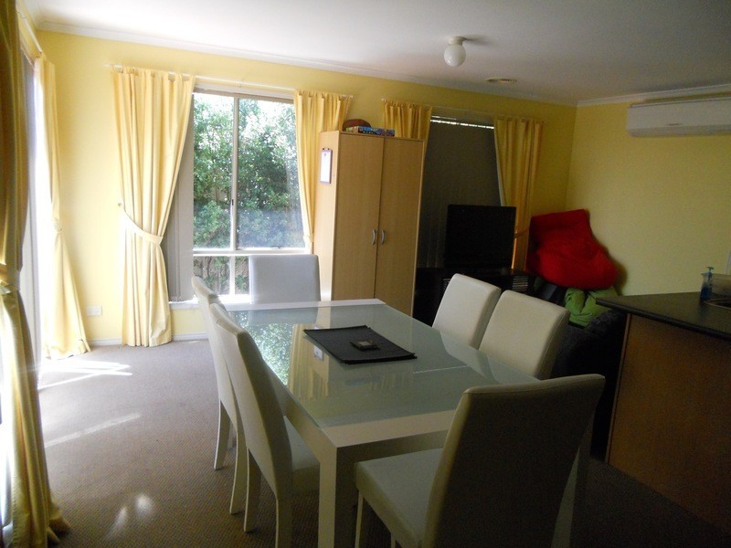 208 Elsworth Street West, Mount Pleasant VIC 3350