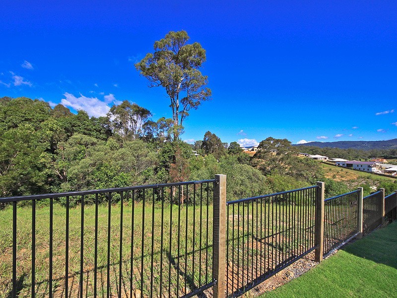 15 Blackstump Drive, Gilston QLD 4211