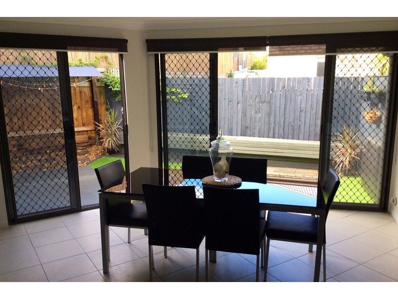 1 Richmond Crescent, Waterford QLD 4133
