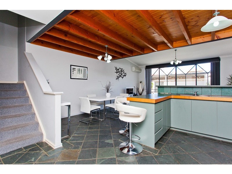 9/3-5 Swan Street, North Fremantle WA 6159