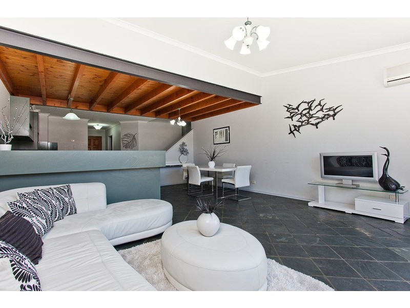 9/3-5 Swan Street, North Fremantle WA 6159