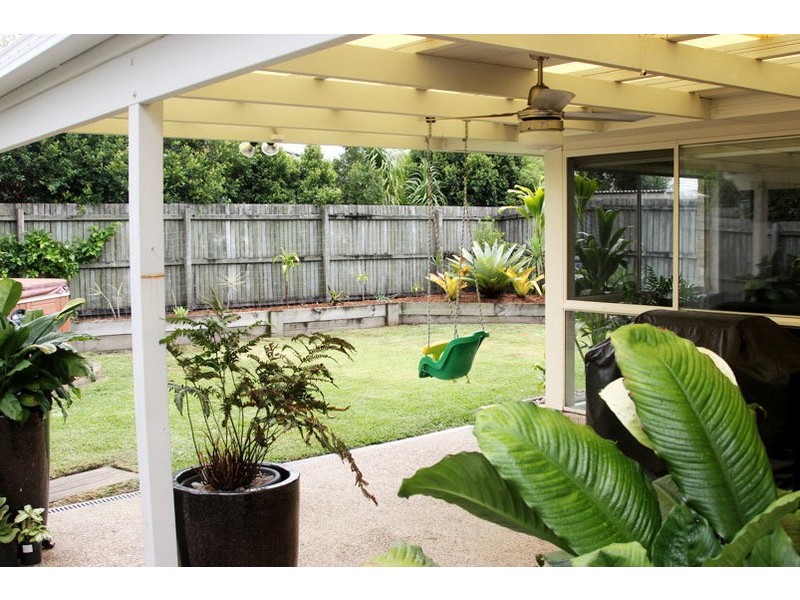 8 Corkwood Court, Mountain Creek QLD 4557