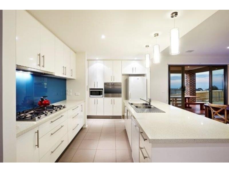 30 Waterview Drive, Mount Martha VIC 3934