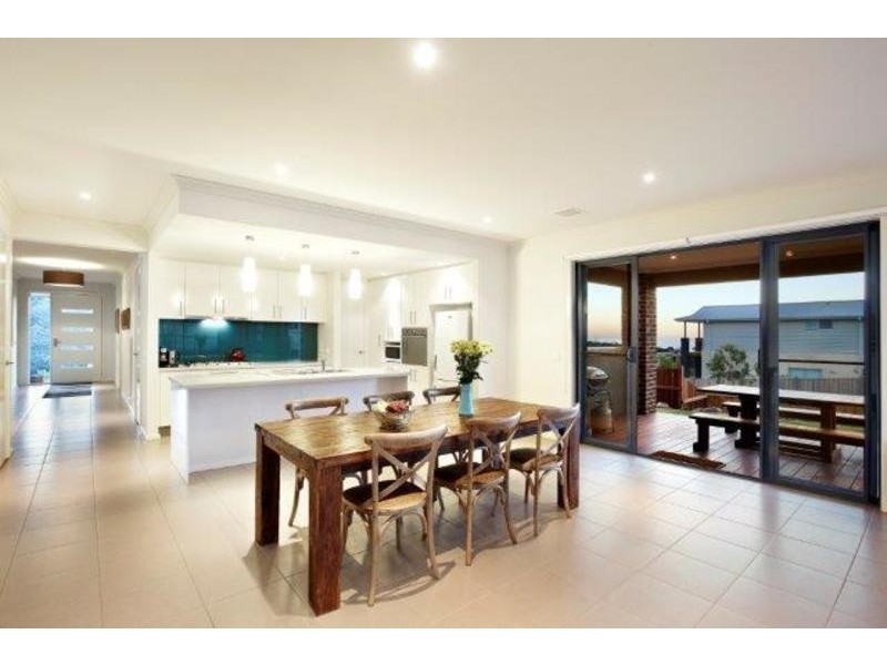 30 Waterview Drive, Mount Martha VIC 3934