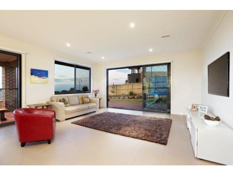 30 Waterview Drive, Mount Martha VIC 3934