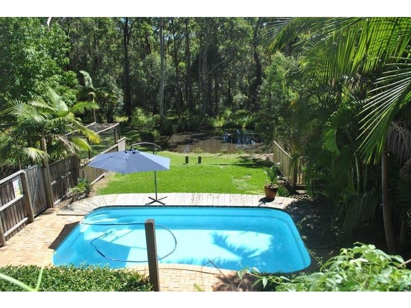 6 Palm Close, Pacific Palms NSW 2428