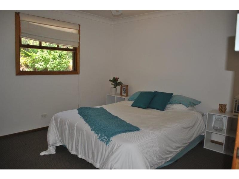 6 Palm Close, Pacific Palms NSW 2428