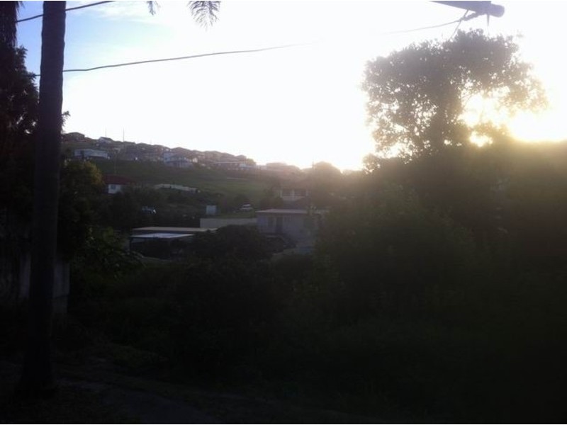 142 Lake Avenue, Cringila NSW 2502