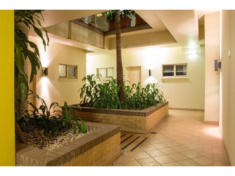 8/12 West Street, Croydon NSW 2132