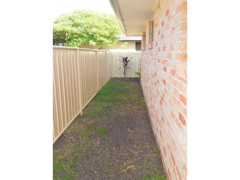 1 Cox Street, Yamba NSW 2464