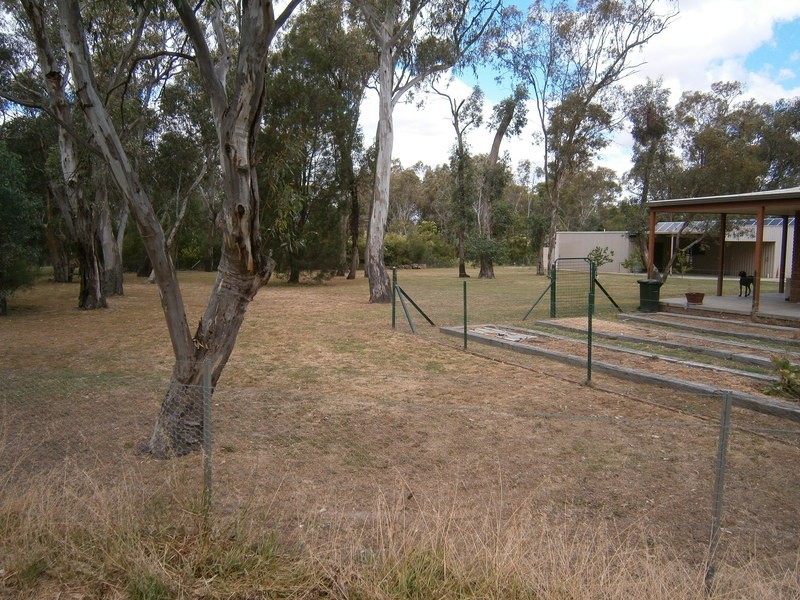 3 Mistletoe Lane, Glenrowan VIC 3675