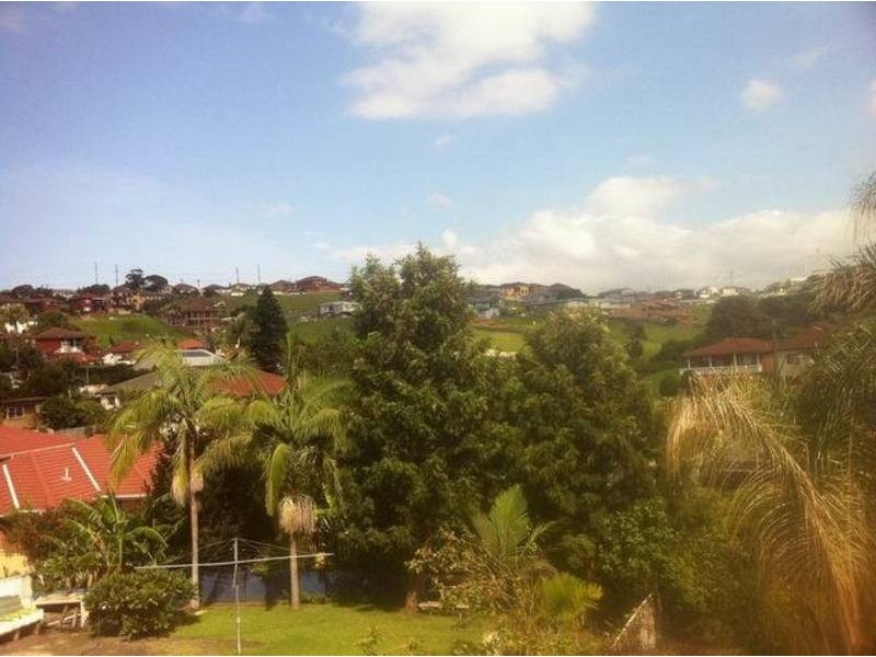 142 Lake Avenue, Cringila NSW 2502