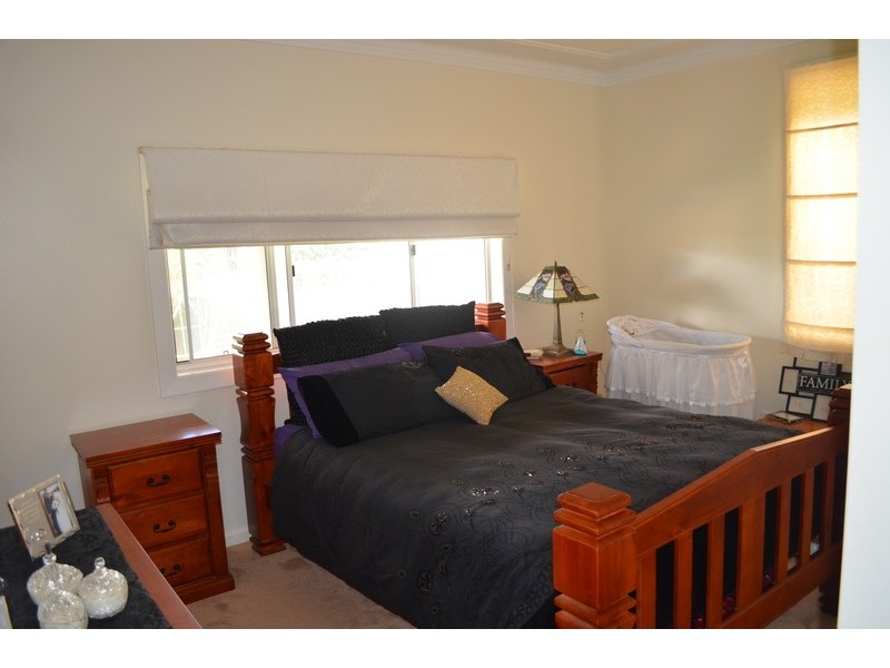 37 Frederica Street, Narrandera NSW 2700