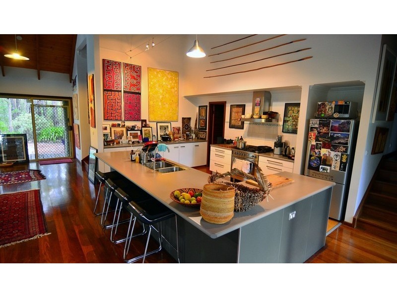 945 Martin Road, Mundaring WA 6073