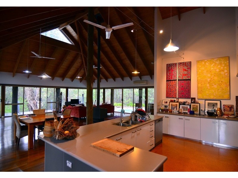 945 Martin Road, Mundaring WA 6073