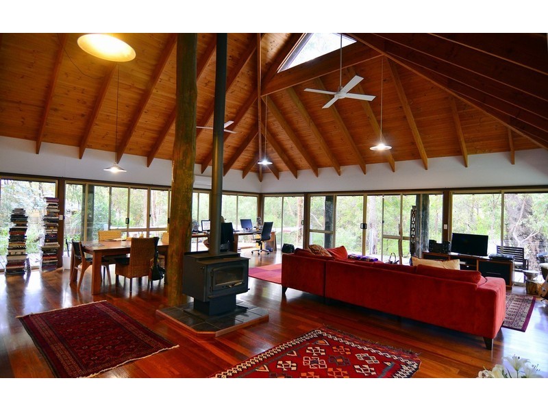 945 Martin Road, Mundaring WA 6073