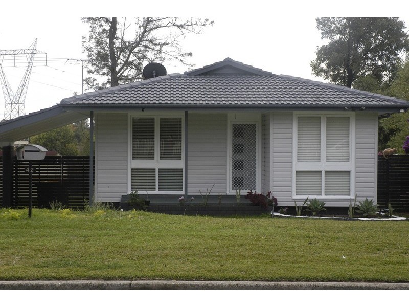 42 Parkes Crescent, Blackett NSW 2770
