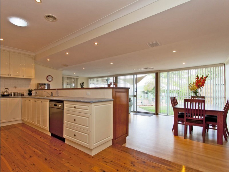 449 Hall Avenue, Lavington NSW 2641