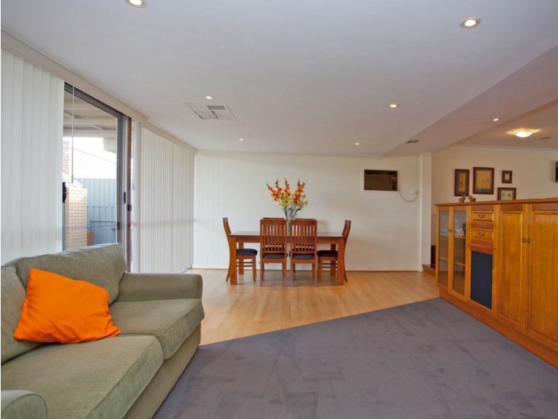 449 Hall Avenue, Lavington NSW 2641