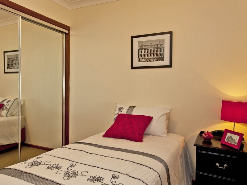 449 Hall Avenue, Lavington NSW 2641