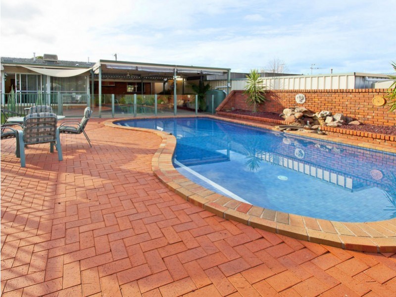 449 Hall Avenue, Lavington NSW 2641