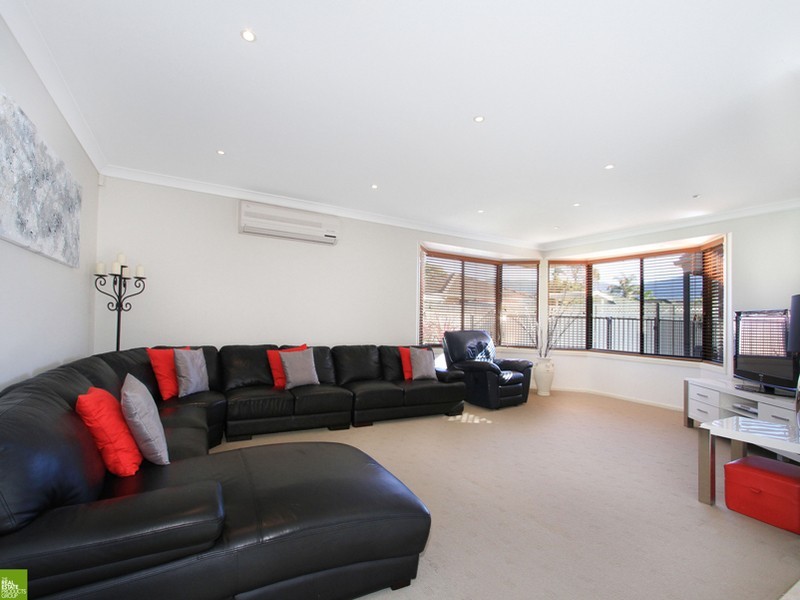 24 Felix Avenue, Horsley NSW 2530