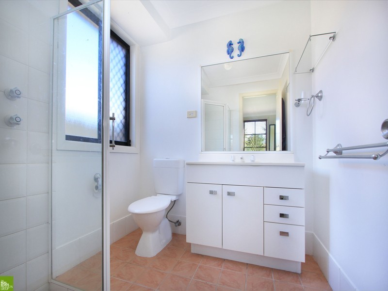 24 Felix Avenue, Horsley NSW 2530