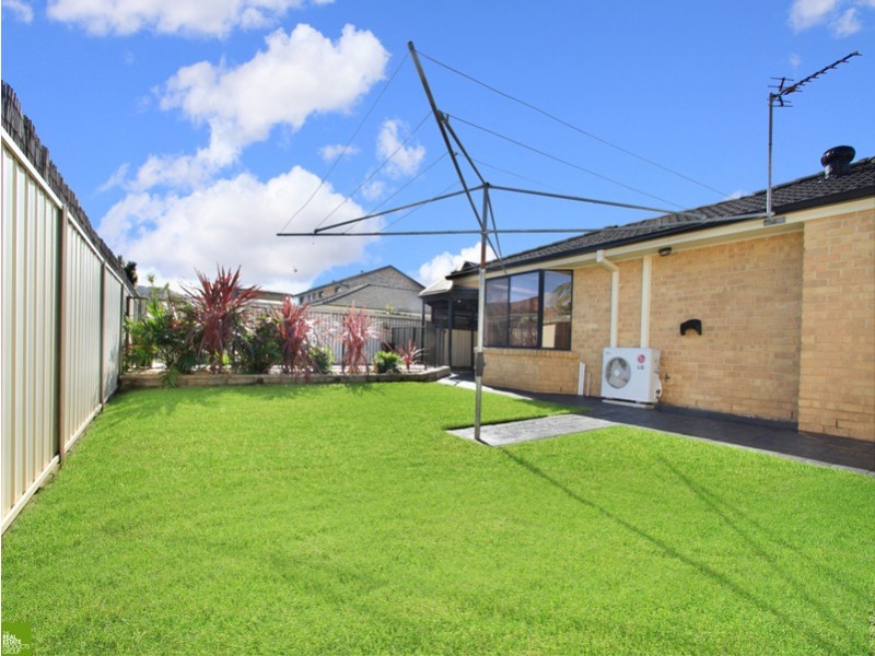 24 Felix Avenue, Horsley NSW 2530