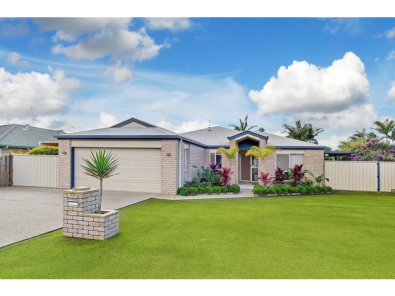 32 Trail Crescent, Currimundi QLD 4551