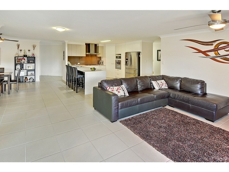 32 Trail Crescent, Currimundi QLD 4551