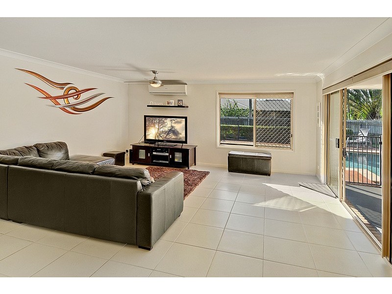 32 Trail Crescent, Currimundi QLD 4551