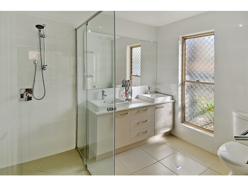 32 Trail Crescent, Currimundi QLD 4551