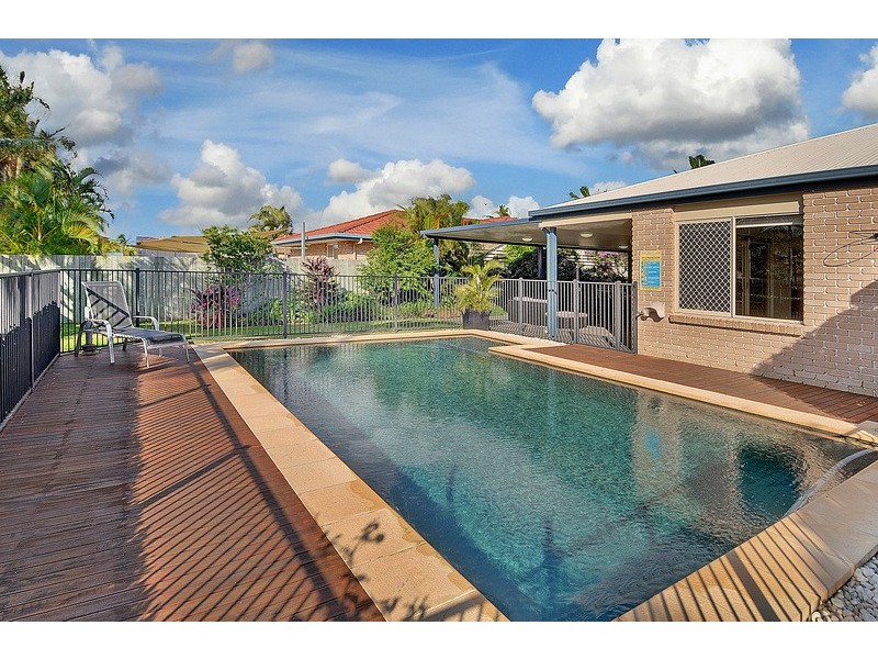 32 Trail Crescent, Currimundi QLD 4551
