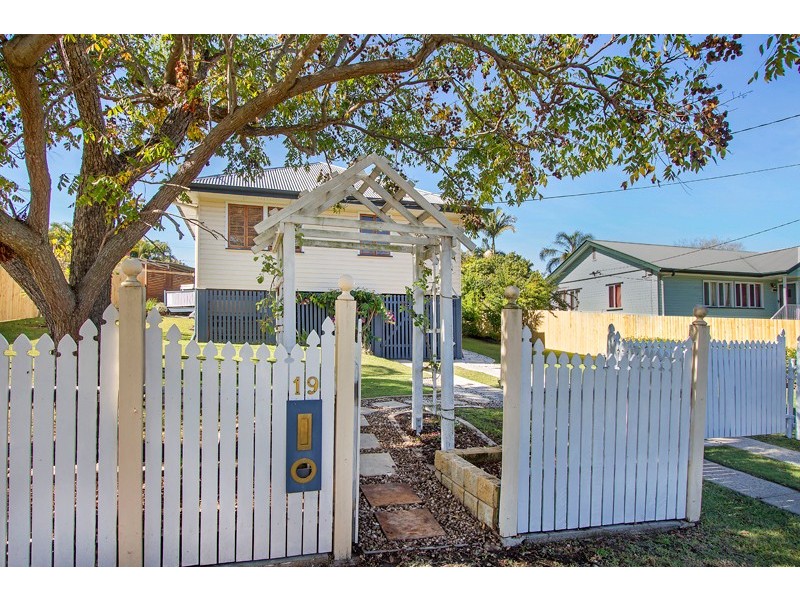 19 Hathway Street, Mount Gravatt East QLD 4122