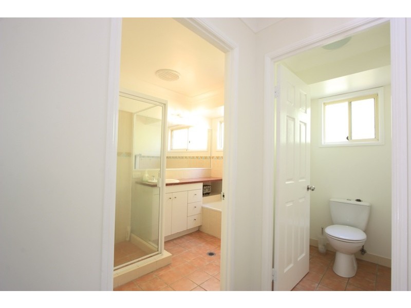 21 Fernbourne Road, Wellington Point QLD 4160