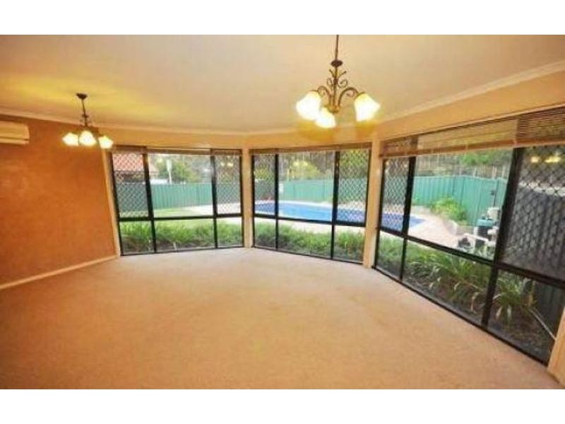 9 Churnwood Drive, Fletcher NSW 2287