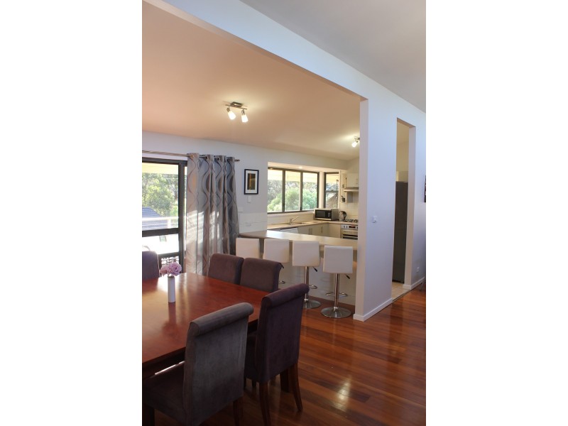 34 Maitland Rd, Bolwarra NSW 2320