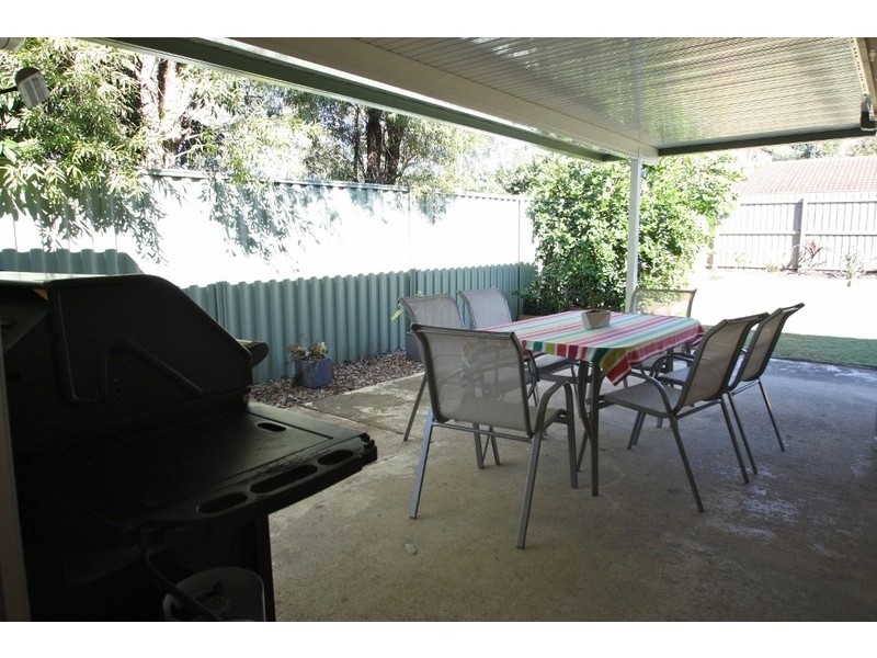 33 Railway Parade, Glass House Mountains QLD 4518