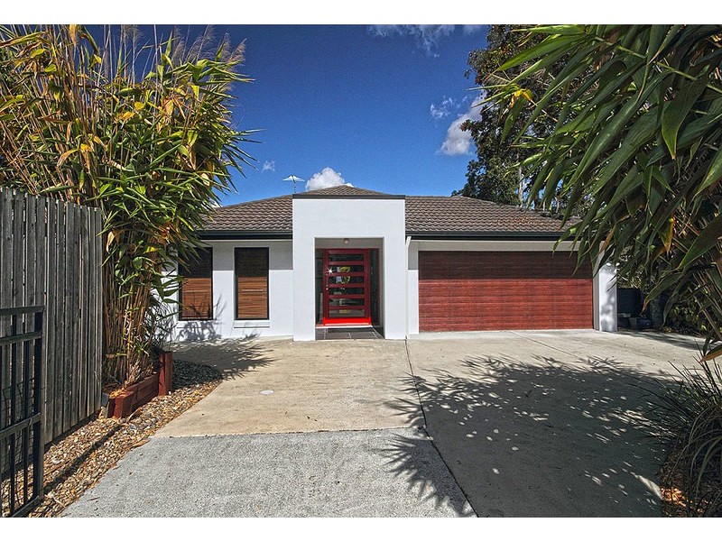 20A Princeton Street, Kenmore QLD 4069