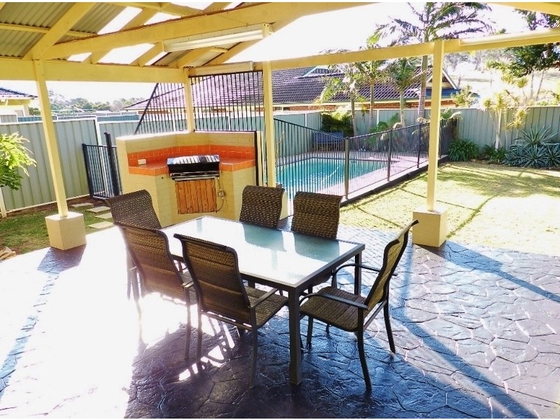 70 Huxley Drive, Horsley NSW 2530